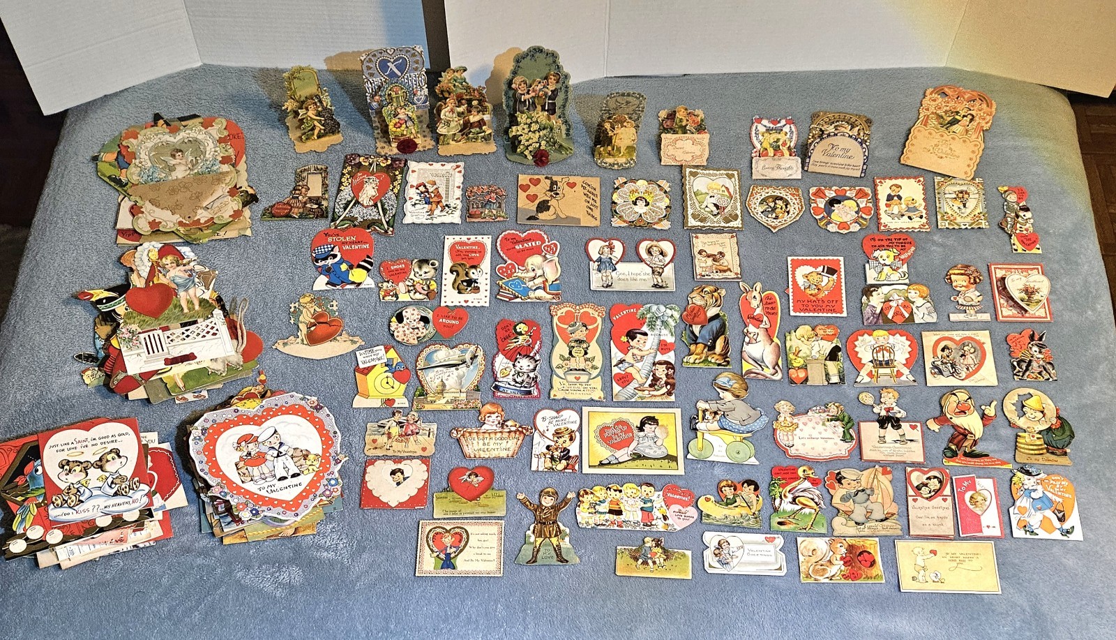 (300)HUGE Vintage Valentines Day Card Lot/Mechanical/Pop Up/Disney/NICE ASSTMNT (300)HUGE Vintage Valentines Day Card Lot/Mechanical/Pop Up/Disney/NICE ASSTMNT