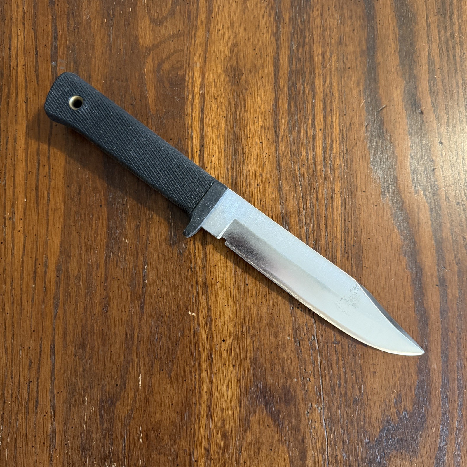Vintage SRX Cold Steel Carbon V Made In The USA Never Used. Sheath not included Vintage SRX Cold Steel Carbon V Made In The USA Never Used. Sheath not included