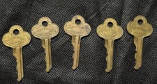 Vintage Lot of 5 ILCO (Independent Lock Co.) Padlock Keys - Used picture