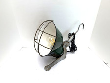 VINTAGE SAVE LAMP CO. GREEN ENAMEL INDUSTRIAL LAMP picture