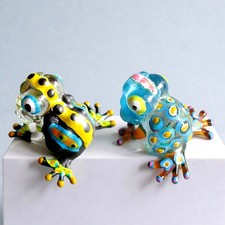 2 x Unique Frog Toad MINIATURE HAND BLOWN Art GLASS Frog Multi color Paint Gift picture