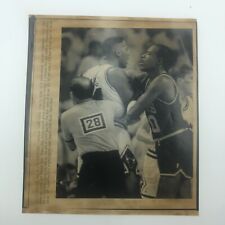 Wire Press Photo 1990’S NBA Stacey King Vs Ron Anderson 
