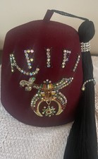 AFIFI RED FEZ HAT VINTAGE  MASONIC FREEMASON SHRINER TACOMA WA Includes CASE picture