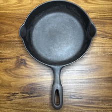 VTG Griswold Iron Mountain #5, no. 1030, Cast Iron Skillet Heat Ring Double Pour picture