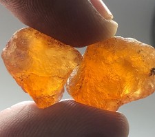 40CT Hessonite Rough Duo Facet Grade Clean Pieces Best For Cutting open colour picture