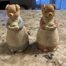 Otigari Pig Salt and Pepper Shakers Made in Japan picture