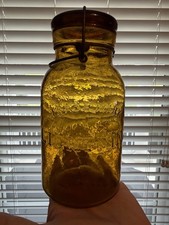Trade Mark Lightning Putnam Golden Amber Quart Jar with Wire Bale Bubbles 241 picture
