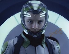 Butterfield Handle Autographed Photo Signed Photo PROOF Autograph Ender’s Game picture