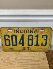 Vintage 1947 Indiana Metal License Plate Antique Auto YOM Garage Decor 604-813 picture