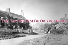 YO 13338 - Linton, Yorkshire picture
