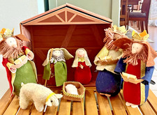 VTG Felt Nativity Set w/ Cardboard Manger 7 Felt Figures Christmas Holiday picture