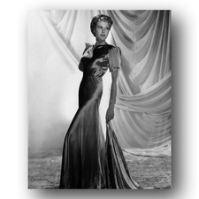 Miliza Korjus Photo 8x10 Portrait Studio Still-1 picture