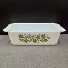 Vintage Pyrex Spring Blossom Crazy Daisy Green Loaf Pan Model #23 USA Glass. picture