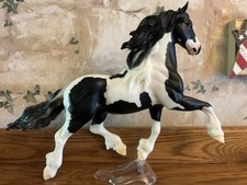 2009 Breyer #1353 - KUCHI- Running Friesian (Goffert)  - Gelding Anatomy Error picture