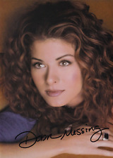 DEBRA MESSING, AMERICAN ACTRESS **SIGNED PHOTOGRAPH (1990s) picture
