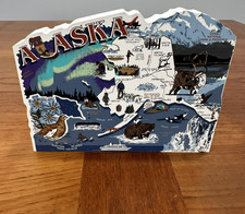 Retired 2001 Cat's Meow Village Wood Shelf Sitter ALASKA STATE MAP #RA651 picture