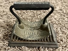 RARE ANTIQUE CAST IRON GENEVA HAND FLUTER PAT'D 1866 GENEVA IL picture