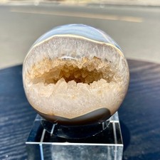 250G Natural Agate Opening Smile Quartz Cluster Crystal Specimen Healing picture