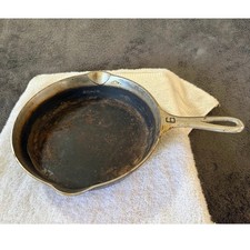 Vintage Griswold Cast Iron Skillet 6 Large Block Logo Erie PA 699 J 9 Inch picture