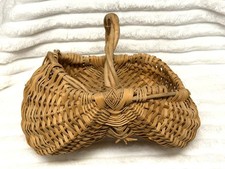 Primitive Egg Basket Buttocks Basket Vintage Circa 1970 picture