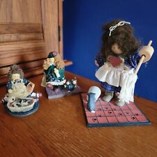 Lizzie High Resin and Wooden Dolls - 3 picture
