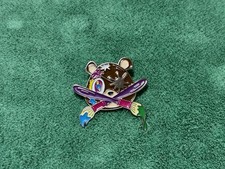 Umbrella Heights Kanye Silver Graduation Bear Palette Paint Brush Hat Pin #12/25 picture