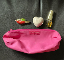 Estée Lauder Beautiful Set: 0.16oz Parfum Spray, 1oz Soap, Bird Compact, Pouch picture