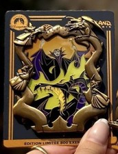 π¦βπΊπΈ Maleficent Enchanted Pin Trading Night Disneyland Paris Pin - LE 800 EX picture