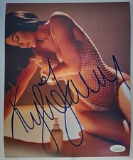 Kylie Jenner Signed 8x10 Authentic Photo - Autograph with Tamper Proof JSA picture