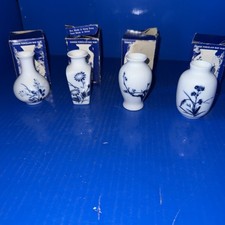 Vtg 1981 Lillian Vernon Chinese Porcelain Mini Bud Vases Bundle Of 4 NOS 2.5” picture