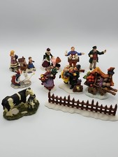 O'Well Christmas Village Figurines 10 Piece Set picture