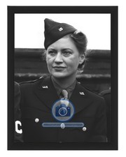 LEE MILLER U.S. ARMY WW2 REPORTER IN UNIFORM 1943 8X10 FRAMED PHOTO picture