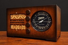 Old Antique Wood Zenith Black Dial Vintage Tube Radio - Restored & Working picture
