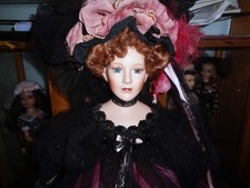 ELSIE MASSEY BEAUTIFUL BOUDOIR PORCELAIN DOLL-17