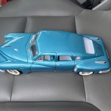 Franklin Mint 1948 Tucker 1:24 Scale Diecast Model Car Blue, Opening Parts picture