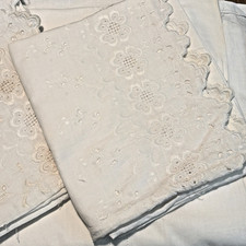 Vintage 3 Cut Out Embroidered Pillowcases & Queen Size Flat Sheet Floral Scallop picture