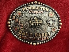 Rodeo☆2012☆Bull Dogging Champion Trophy Buckle☆Pendleton Oregon☆Rare☆819 picture