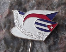 1961 Cuba Czech National Flags Cuban Trade Show Exposition Dove Pin Badge picture