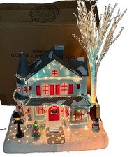 Vintage Avon 2001 Christmas Holiday Splendor Lighted Fiber Optic Victorian House picture