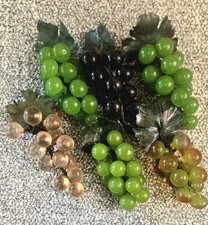 Vintage MCM LUCITE Acrylic Grape Clusters LARGE LOT 90 Grapes Green Champagne ++ picture