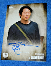 2016 Topps Walking Dead Season 5 Autograph Auto Steven Yeun as Glenn Rhee oncard picture