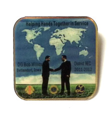 2011-2012 LIONS CLUB BETTENDORF IOWA DG BOB WILLITS DISTRICT 9EC PINBACK S64 picture