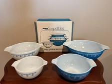 Vintage Pyrex Snowflake Blue 440-2 Cinderella Bowls 441-444 Set of 4 w/ Box picture