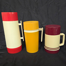 Vintage Aladdin & Thermos Vintage Plastic Beverage Jugs Lot. Glass Liners Intact picture