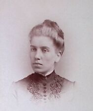 C.1880/90s Cabinet Card Pittsburgh Beautiful Woman W Embroidered Dress A40169 picture