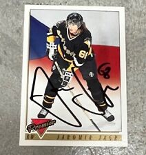 Jaromir Jagr signed autographed 1993-94 O-Pee-Chee Premier #32 picture