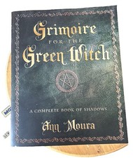 Grimoire of the Green Witch by Ann Moura NEW Paperback picture