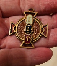 FLT MALTESE CROSS BROICH PIN Gold Filled Enamel - Faternal Order Of Odd Fellows picture
