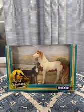Breyer Wild Mustangs Sacred Medicine Hat Stallion Grey Wolf #750202 NEW picture