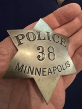 Antique Minneapolis Minnesota Large Pie Plate Star Badge picture